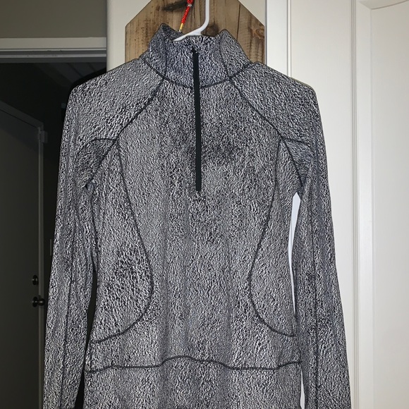 lululemon athletica Sweaters - Lululemon half zip up sweater size 6